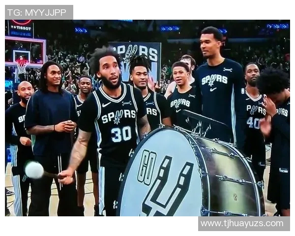 马刺与勇士激战三月三十日NBA季后赛前瞻与精彩看点分析